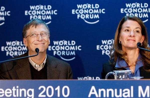 Eugenista Bill Gates y su esposa